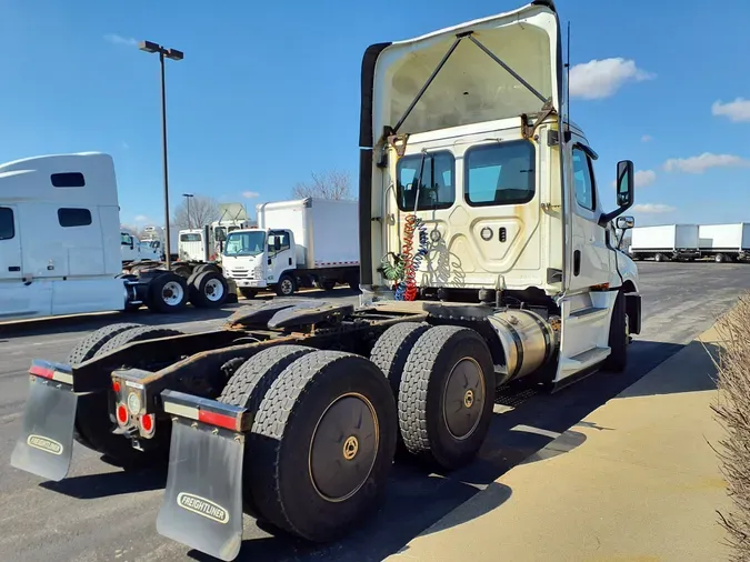 2019 FREIGHTLINER/MERCEDES NEW CASCADIA PX12664