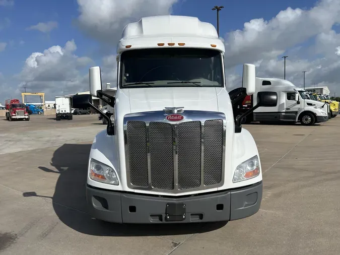 2021 Peterbilt 579