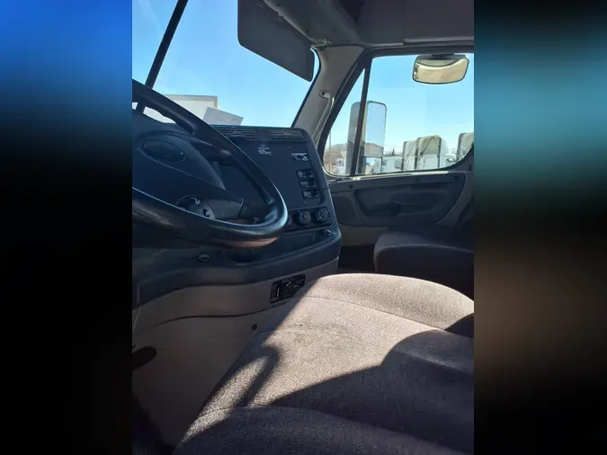 2019 FREIGHTLINER/MERCEDES CASCADIA 125