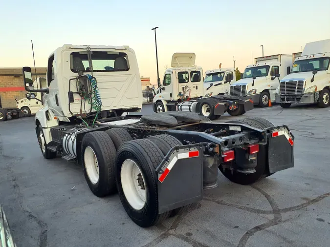 2018 NAVISTAR INTERNATIONAL LT625 DAYCAB T/A