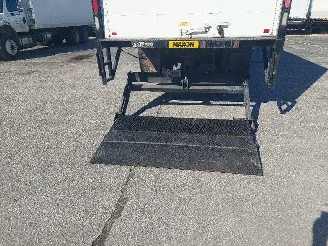 2011 HINO TRUCK 268
