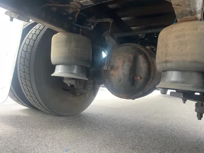 2018 FREIGHTLINER/MERCEDES M2 106