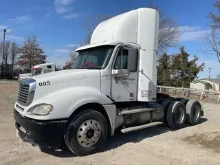 2009 FREIGHTLINER COLUMBIA 120