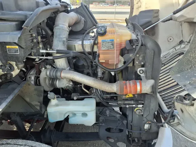 2019 NAVISTAR INTERNATIONAL RH613 DAYCAB S/A