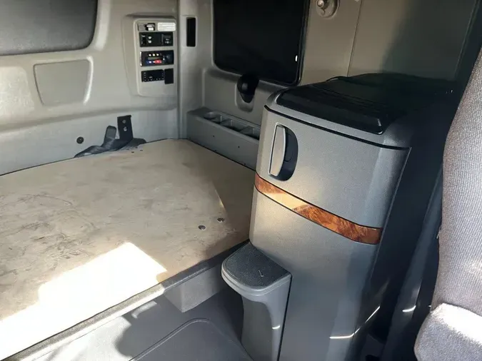 2022 International LT6256f5803d214fc4c23a4b239b9c20704af