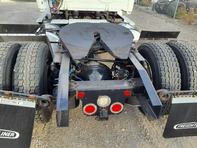 2019 FREIGHTLINER/MERCEDES NEW CASCADIA 126