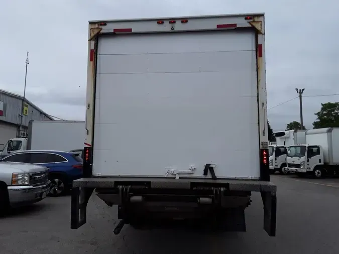 2019 FREIGHTLINER M2 106