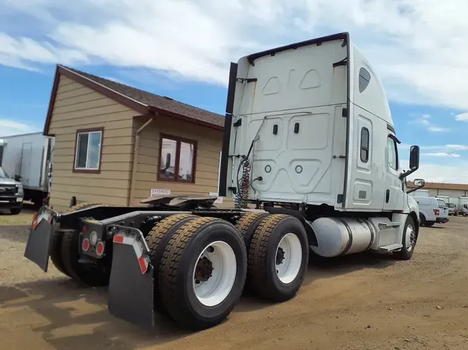 2020 FREIGHTLINER/MERCEDES NEW CASCADIA PX126646f629e9ee537441850c7fcc44d110942