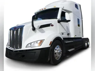 2023 Peterbilt 579