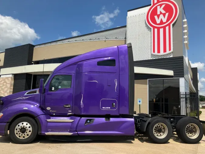 2020 Kenworth T680