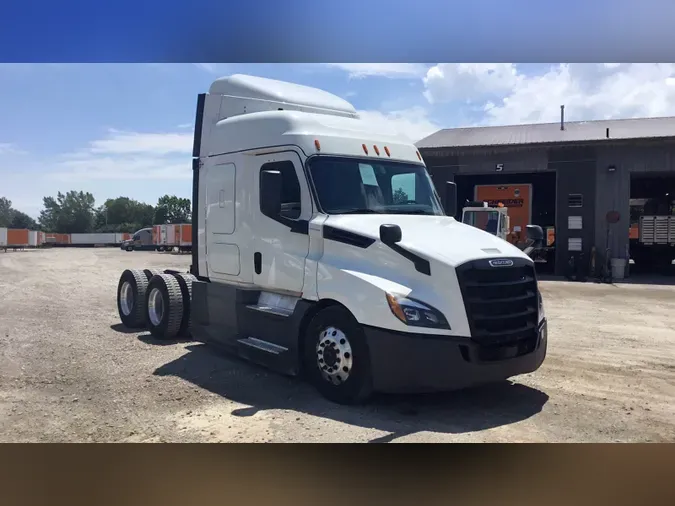 2020 Freightliner Cascadia6f677ec770856bead8a48635f279f3dd