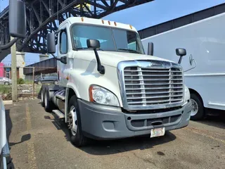 2015 FREIGHTLINER CASCADIA 125