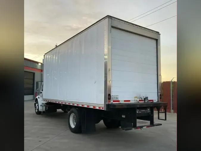 2019 FREIGHTLINER/MERCEDES M2 106