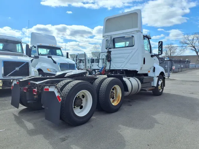 2019 NAVISTAR INTERNATIONAL LT625 DAYCAB T/A