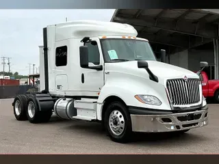 2022 INT LT625 6x4