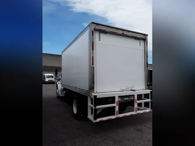 2019 FREIGHTLINER M2 106