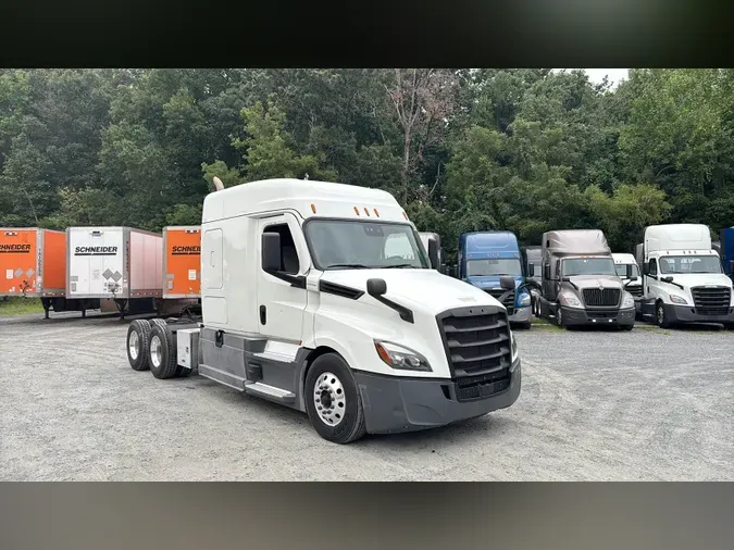 2022 Freightliner Cascadia 1266f72a95decba8a85420b99828e6baed3