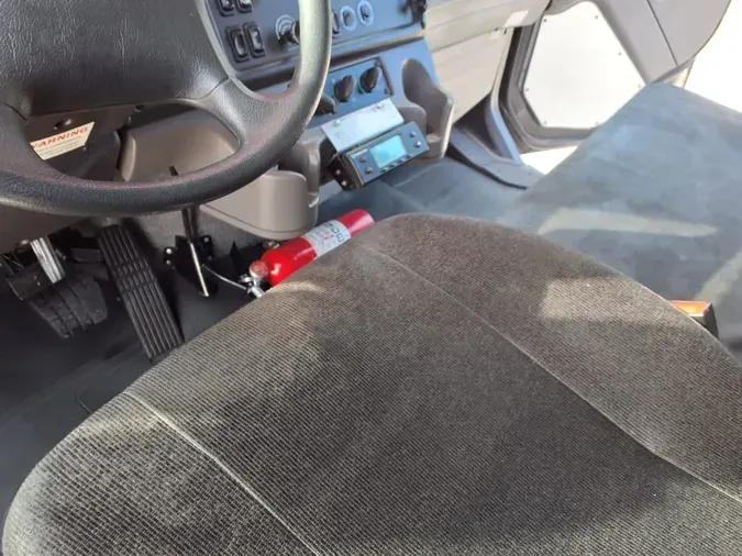 2019 FREIGHTLINER/MERCEDES M2 106