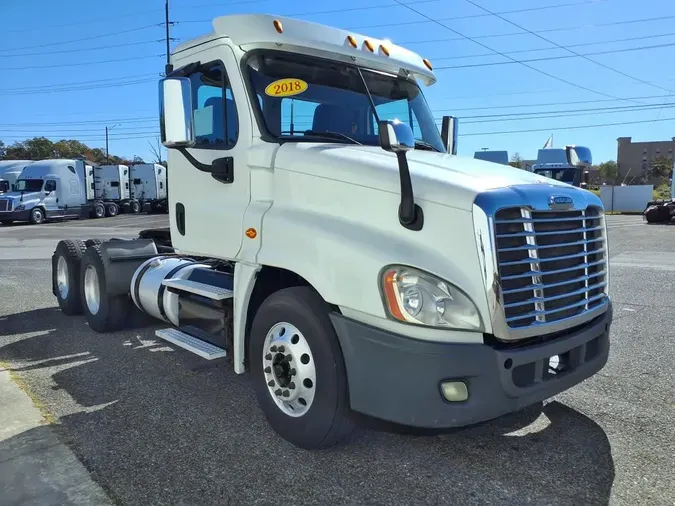 2018 FREIGHTLINER/MERCEDES CASCADIA 1256f7b8421936fa9ae8efd2fa9aae6cf5d