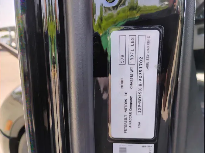 2023 Peterbilt 5796f80ac1137029d434963a64a7ad8ce5b