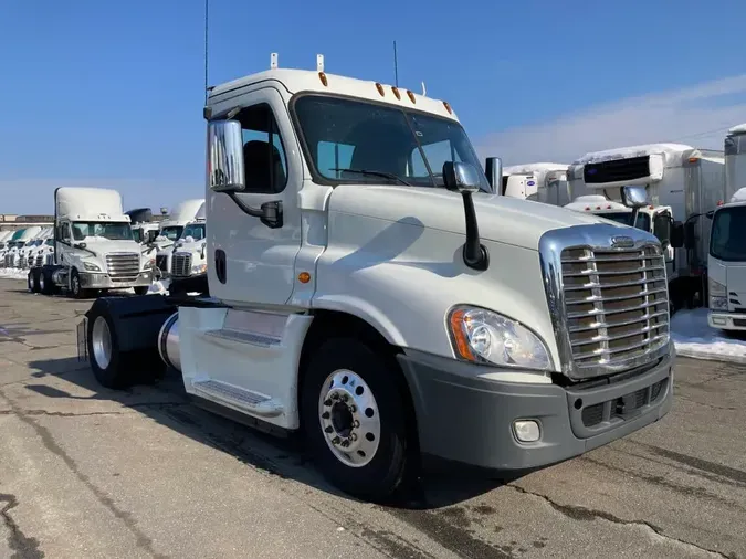 2019 FREIGHTLINER/MERCEDES CASCADIA 1256f8394bd13303a69df40c90a06969b89