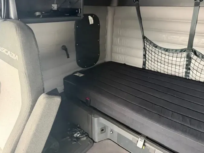 2023 Freightliner Cascadia&reg;