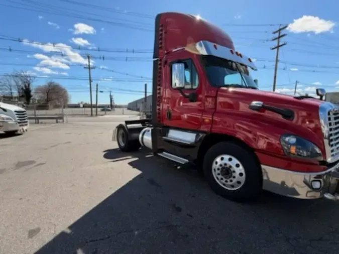 2019 FREIGHTLINER/MERCEDES CASCADIA 1256f86168c24edc910a1c286100e1a7659