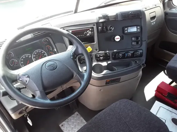 2018 FREIGHTLINER CASCADIA 125
