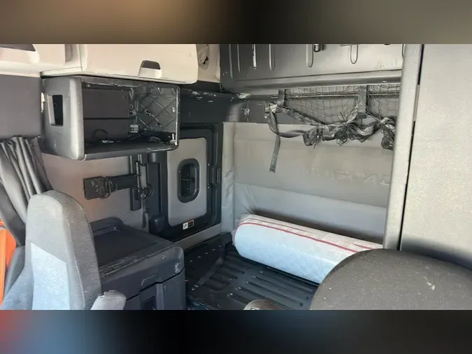 2021 Freightliner Cascadia