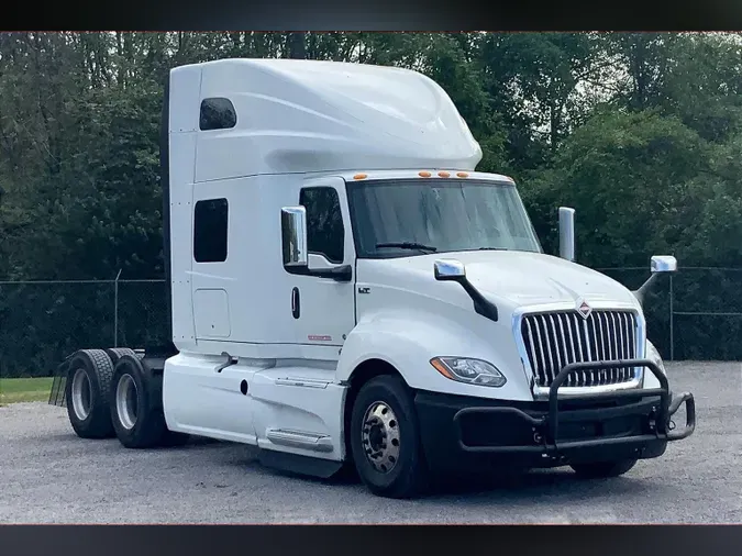 2022 INT LT625 6x46f8abfd9a15e7369e5205b30d364e840