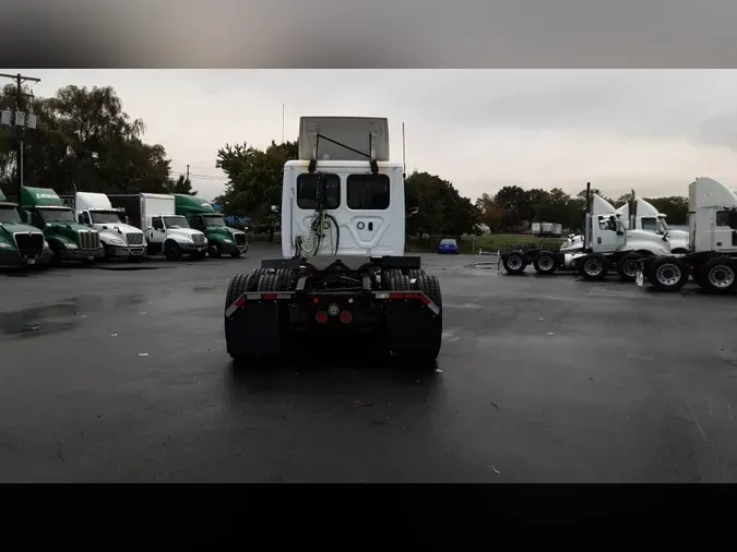 2019 Freightliner Cascadia 1266f8ac429fc35cb57ed53df42905548b0