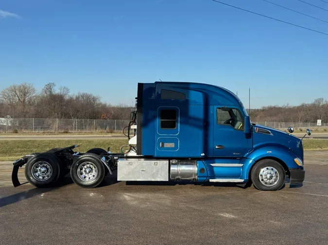 2021 KENWORTH T680