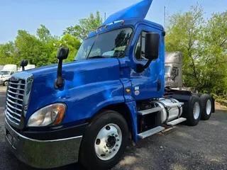 2019 FREIGHTLINER CASCADIA 125