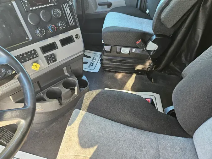 2022 Freightliner Cascadia