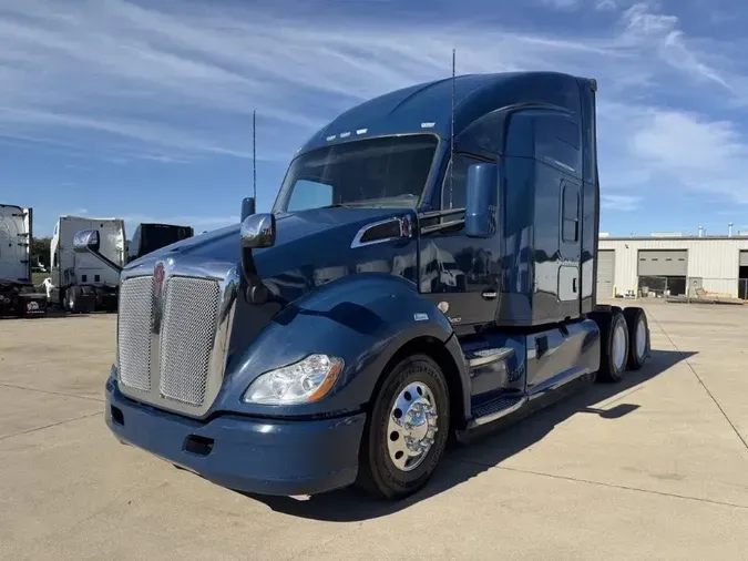 2022 Kenworth T680