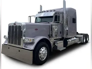 2023 Peterbilt 389