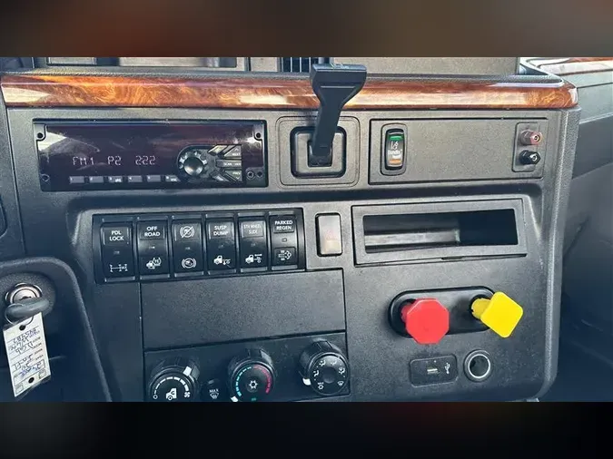 2020 INTERNATIONAL RH613