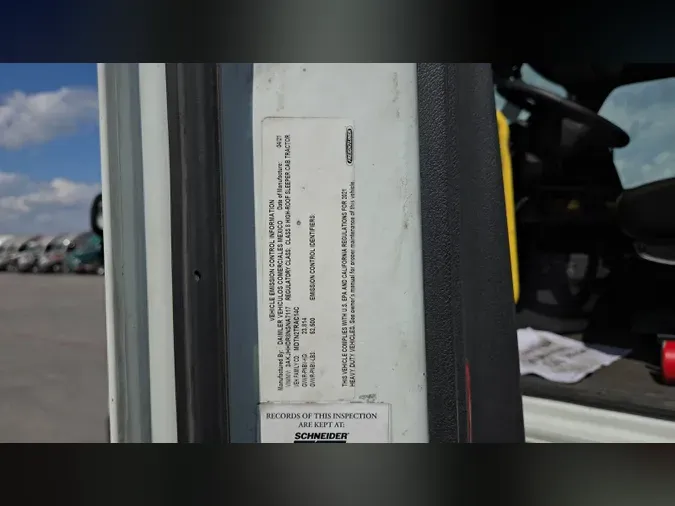 2022 Freightliner Cascadia 1266f9efc00ff834c8f93b9692221d7ace5