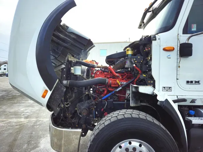 2019 International HX620