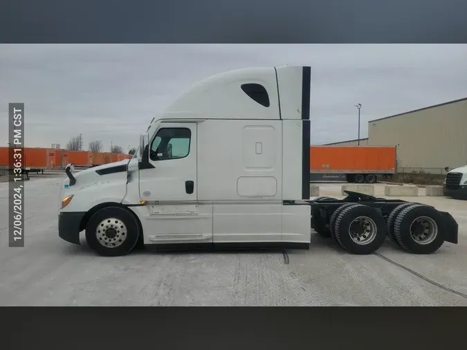 2020 Freightliner Cascadia