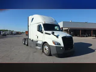 2023 Freightliner Cascadia 126