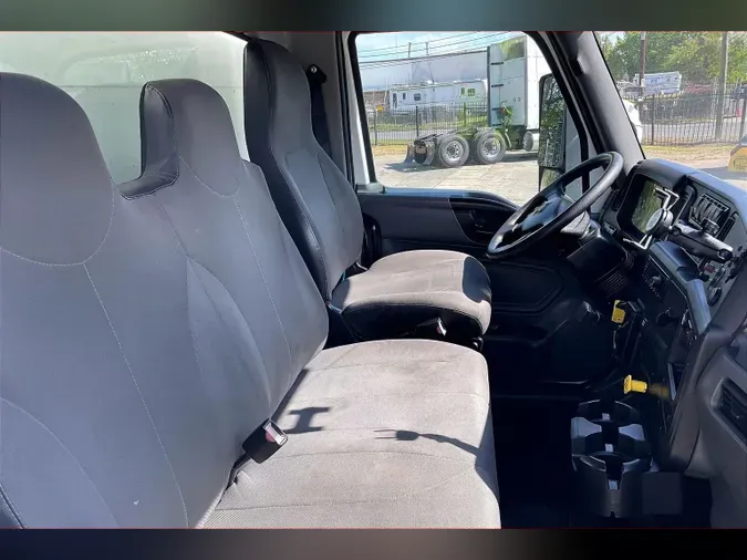 2021 INT MV607