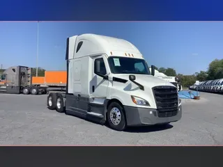 2022 Freightliner Cascadia 126