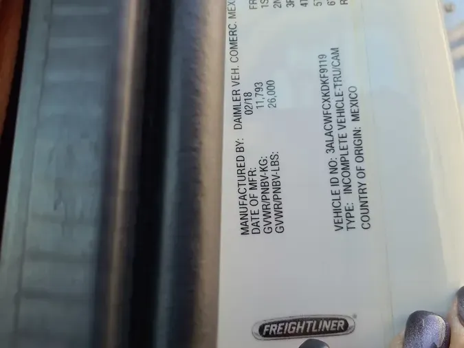 2019 FREIGHTLINER/MERCEDES M2 106