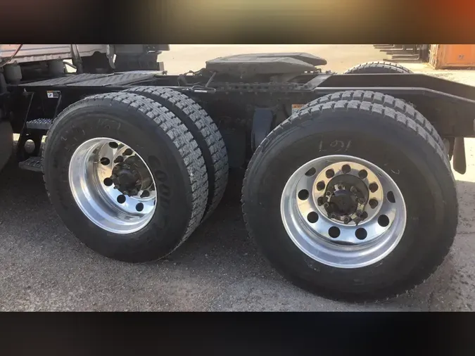 2022 Freightliner Cascadia 1266fb29fe53829ad6219b27939dac348e8