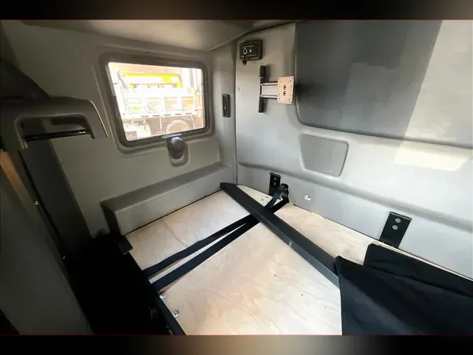 2020 INT LT625 6x4