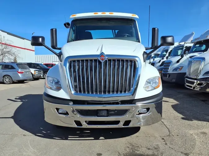 2019 NAVISTAR INTERNATIONAL LT625 DAYCAB T/A