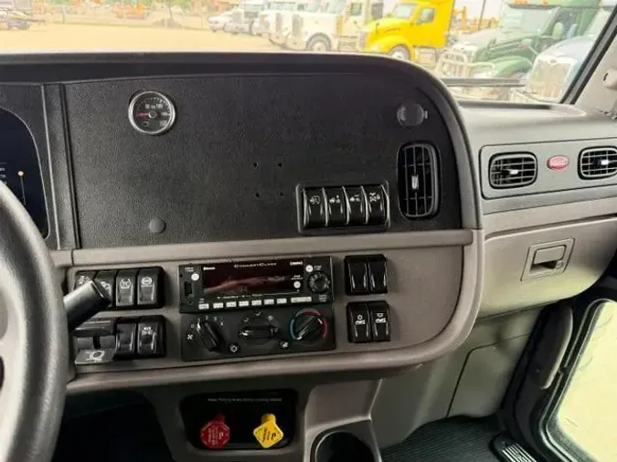 2022 Peterbilt 3896fb49e2b279f42ca9dac85c6b809fe2c