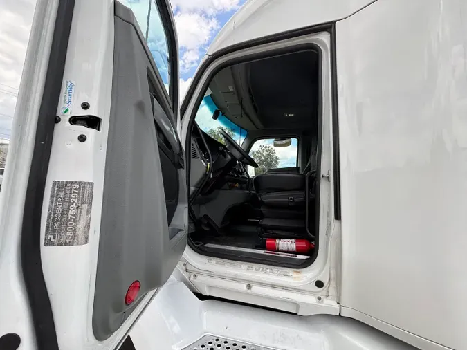 2022 Kenworth T680