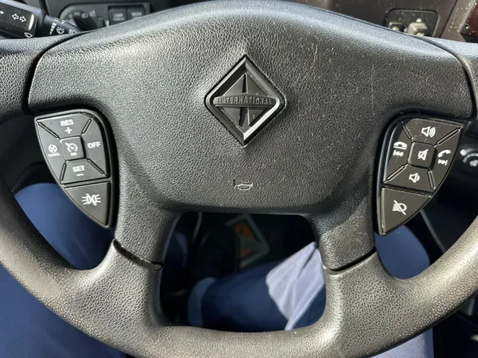 2019 International LT625